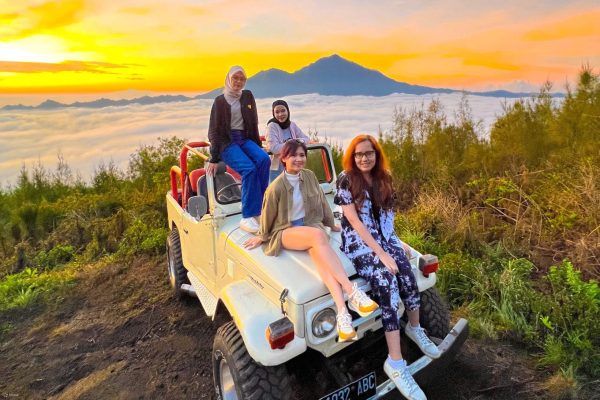 SunriseGunungBaturdenganJeep4x4,Indonesia-KlookIndonesia
